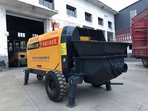 20型混凝土输送泵 